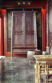 honggalleryphoto2.jpg